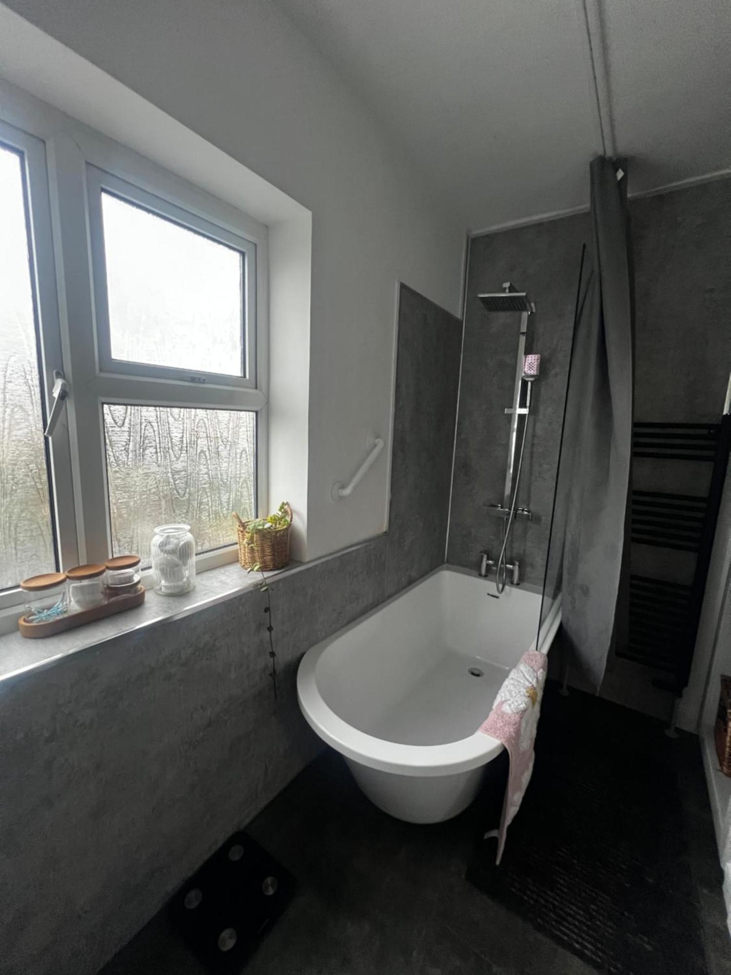 Warm And Cosy City Centre Home Near Train Station Чичестер Экстерьер фото